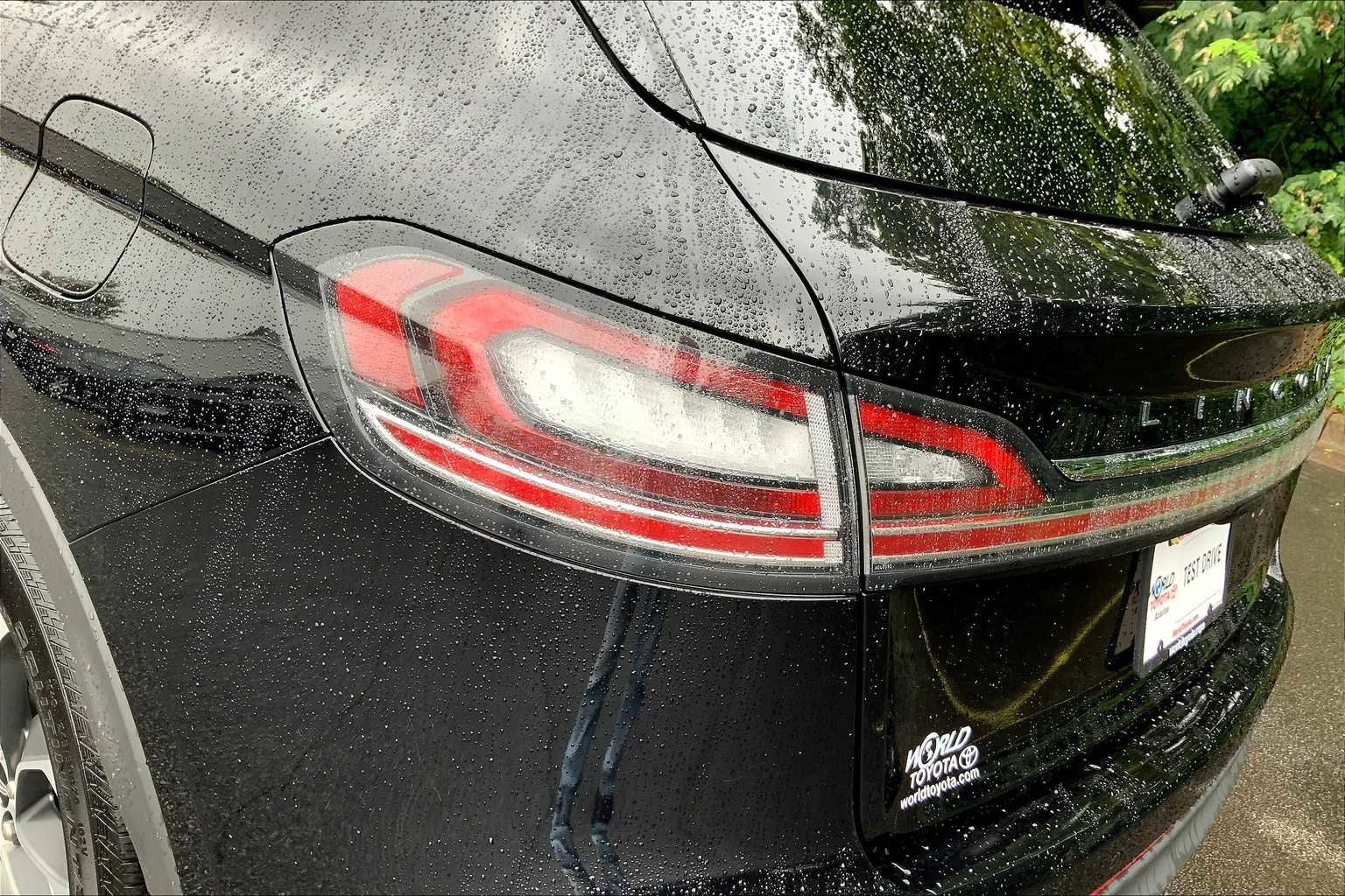 Used 2023 Lincoln Nautilus Reserve w/ Equipment Group 201A image 28