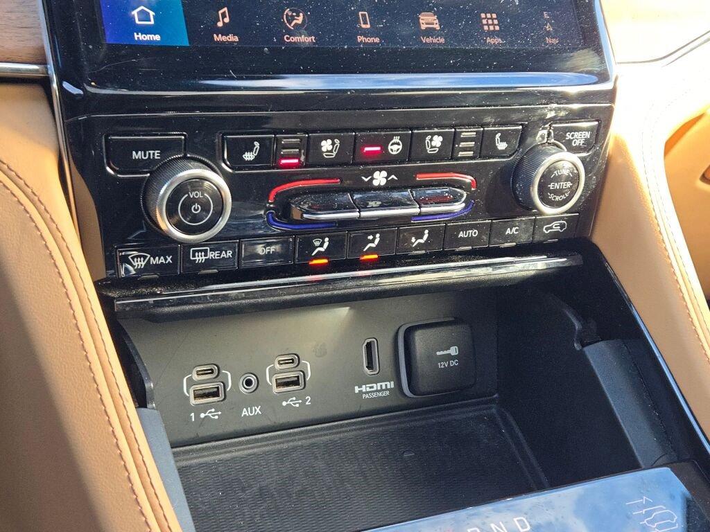 Used 2024 Jeep Grand Cherokee L Summit image 32