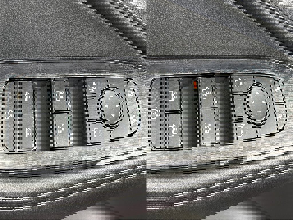 New 2026 Nissan Rogue SV image 23