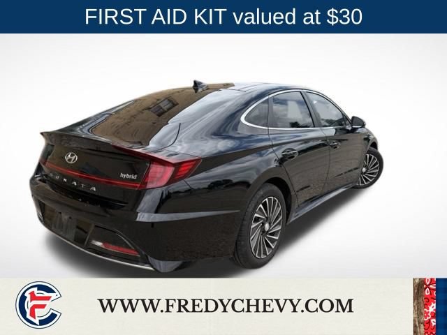 Used 2023 Hyundai Sonata Limited w/ Cargo Package FWD image 5
