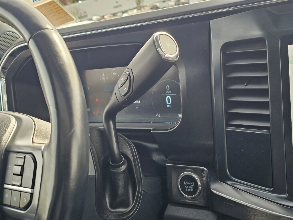 Used 2024 Ford F350 Lariat image 20