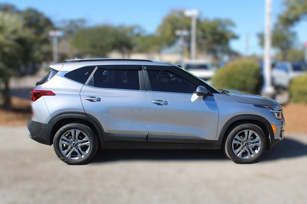 Certified 2023 Kia Seltos S image 6