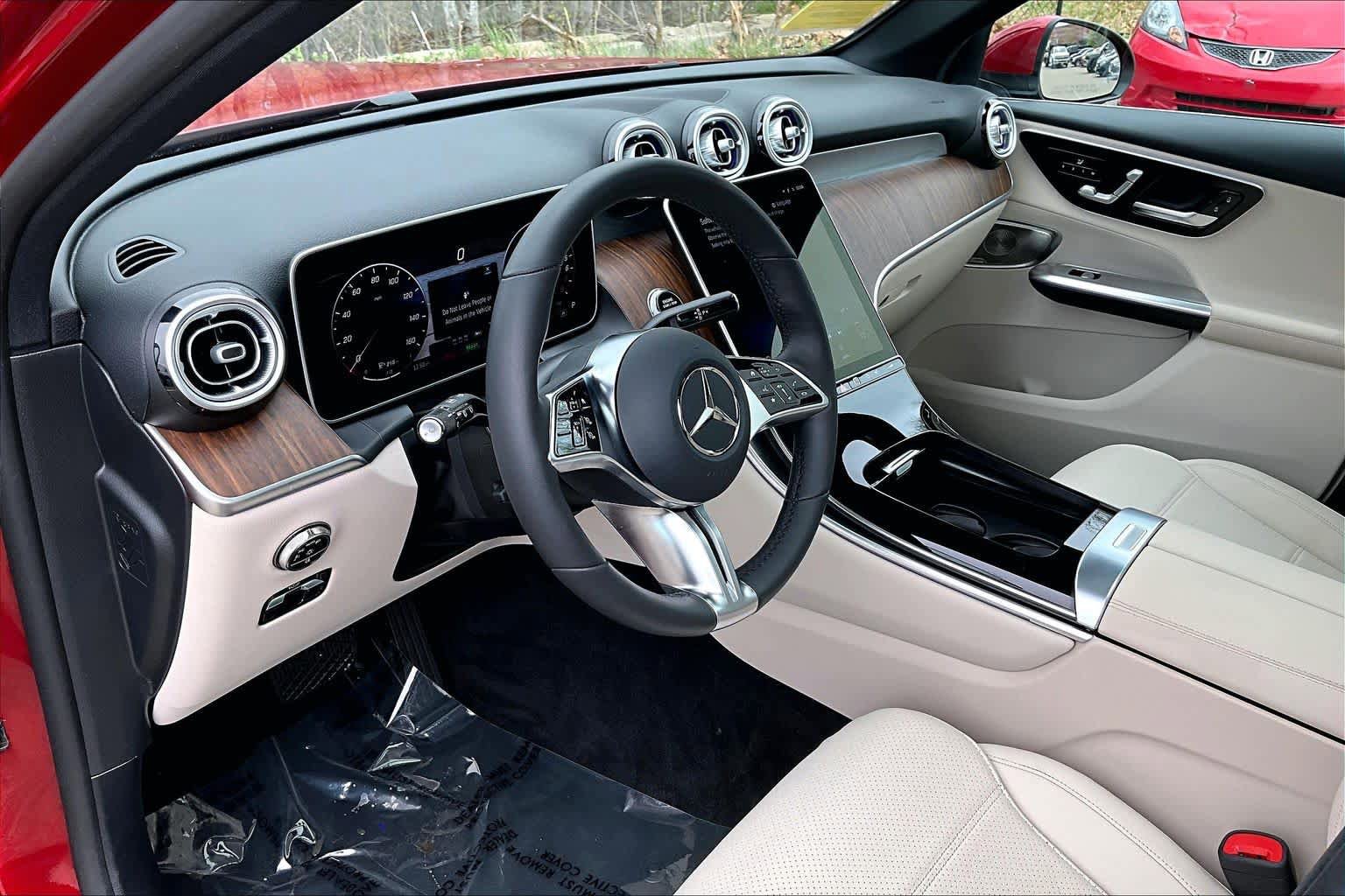 Used 2026 Mercedes-Benz GLC 350e 4MATIC image 18