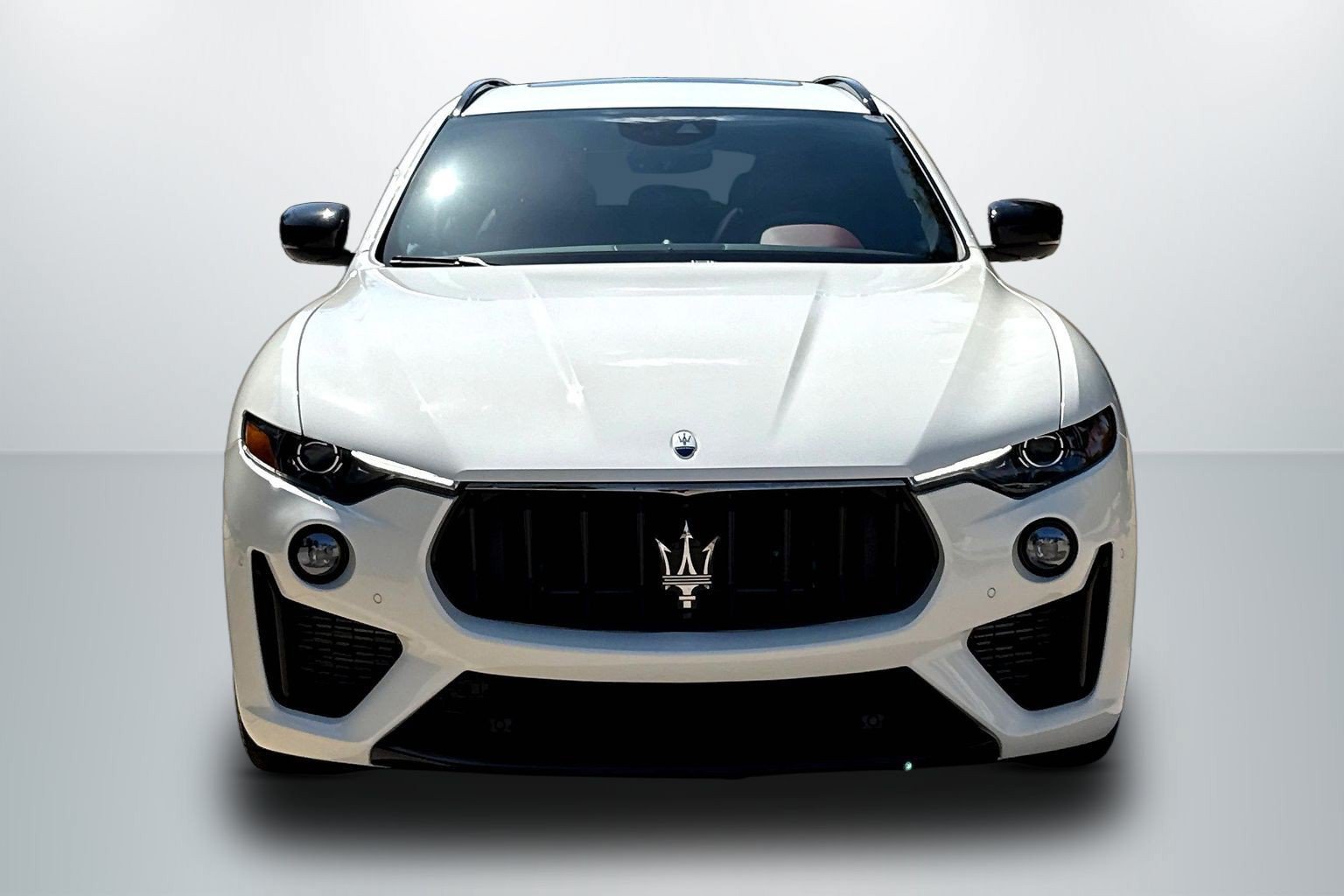 Used 2022 Maserati Levante GT AWD/4WD image 2