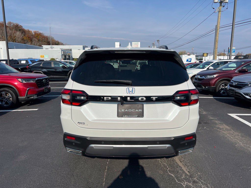 Certified 2026 Honda Pilot EX-L image 4