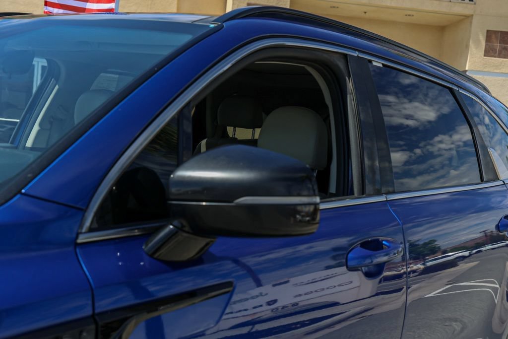 Used 2023 Kia Sorento S w/ Panoramic Sunroof Package FWD image 12