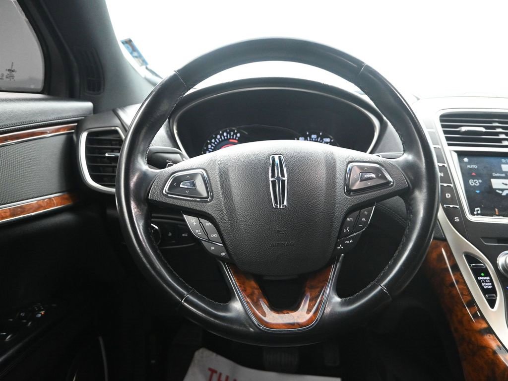 Used 2018 Lincoln MKX Reserve image 32