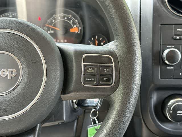 Used 2016 Jeep Patriot Sport w/ Power Value Group AWD/4WD image 9