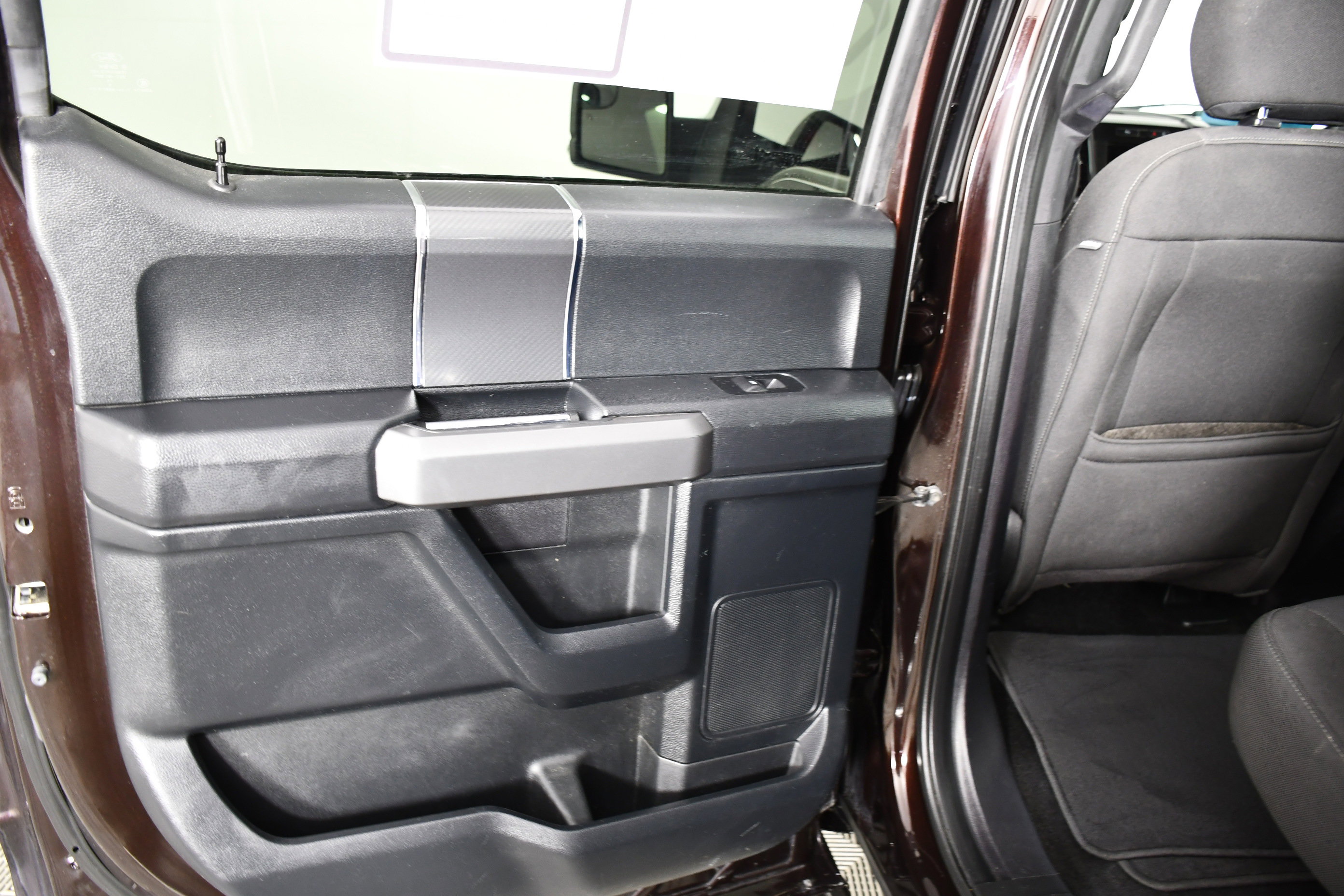Used 2018 Ford F150 XLT w/ Equipment Group 302A Luxury AWD/4WD image 51