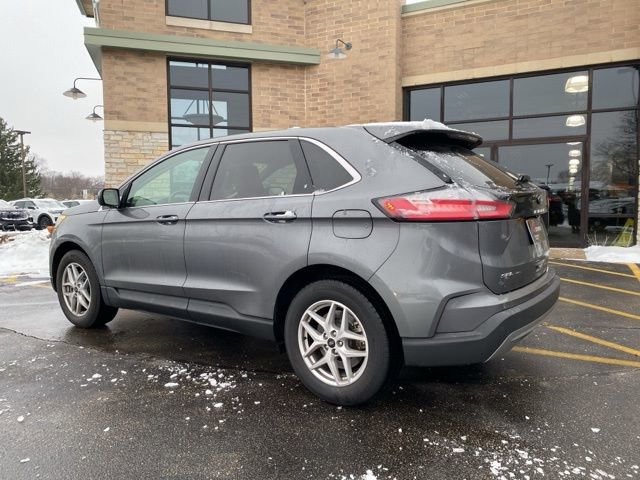 Certified 2024 Ford Edge SEL image 3