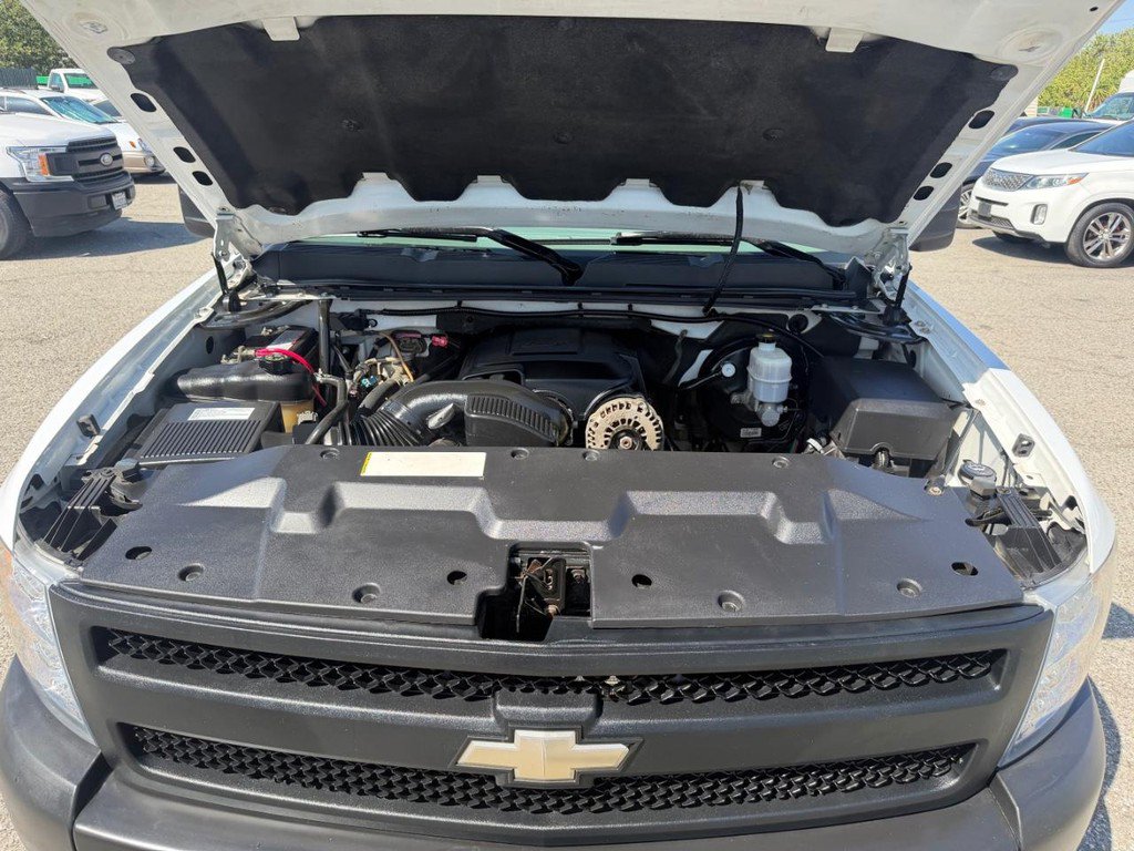 Used 2009 Chevrolet Silverado 1500 W/T AWD/4WD image 33
