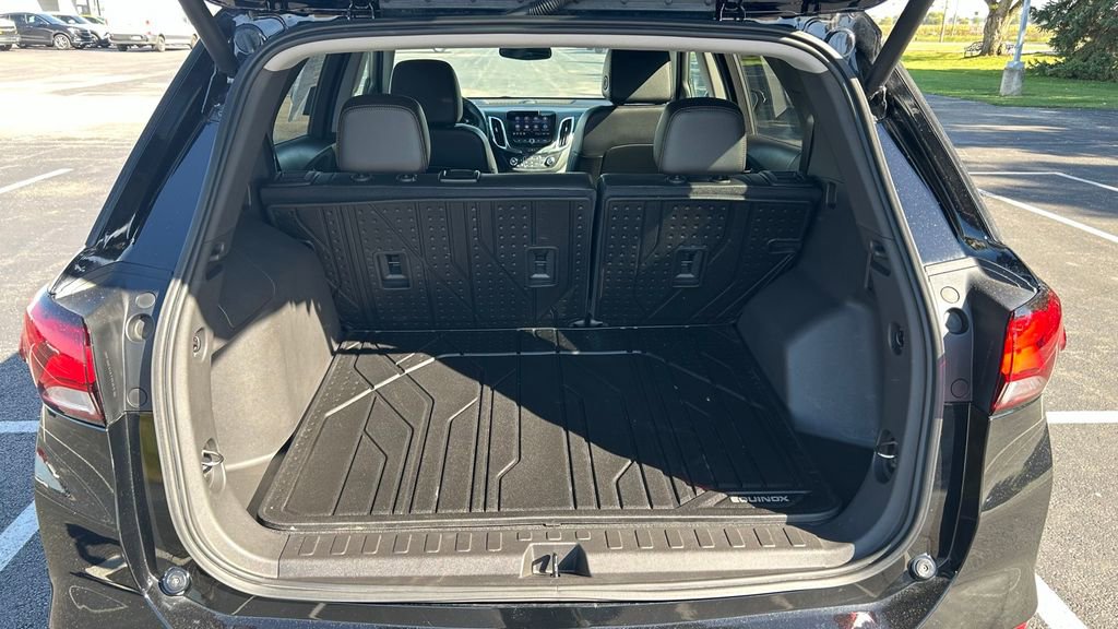 Used 2024 Chevrolet Equinox Premier w/ LPO, Floor Liner Package image 15