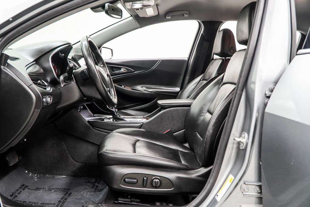 Used 2024 Chevrolet Malibu LT FWD image 39