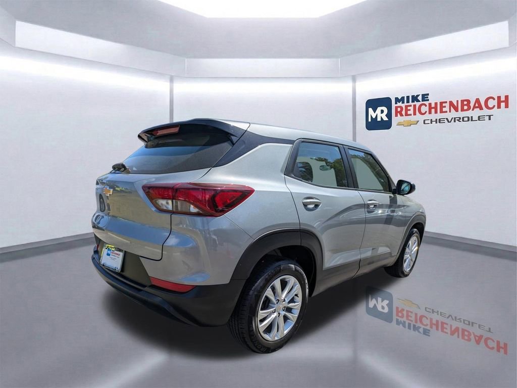Used 2023 Chevrolet TrailBlazer LS image 4