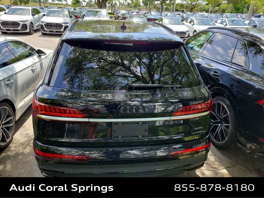 Used 2021 Audi Q7 3.0T Prestige w/ Prestige Package AWD/4WD image 23