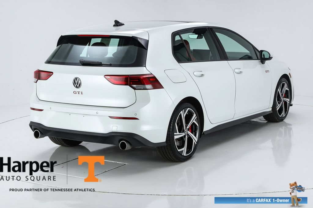 Used 2025 Volkswagen GTI SE FWD image 9