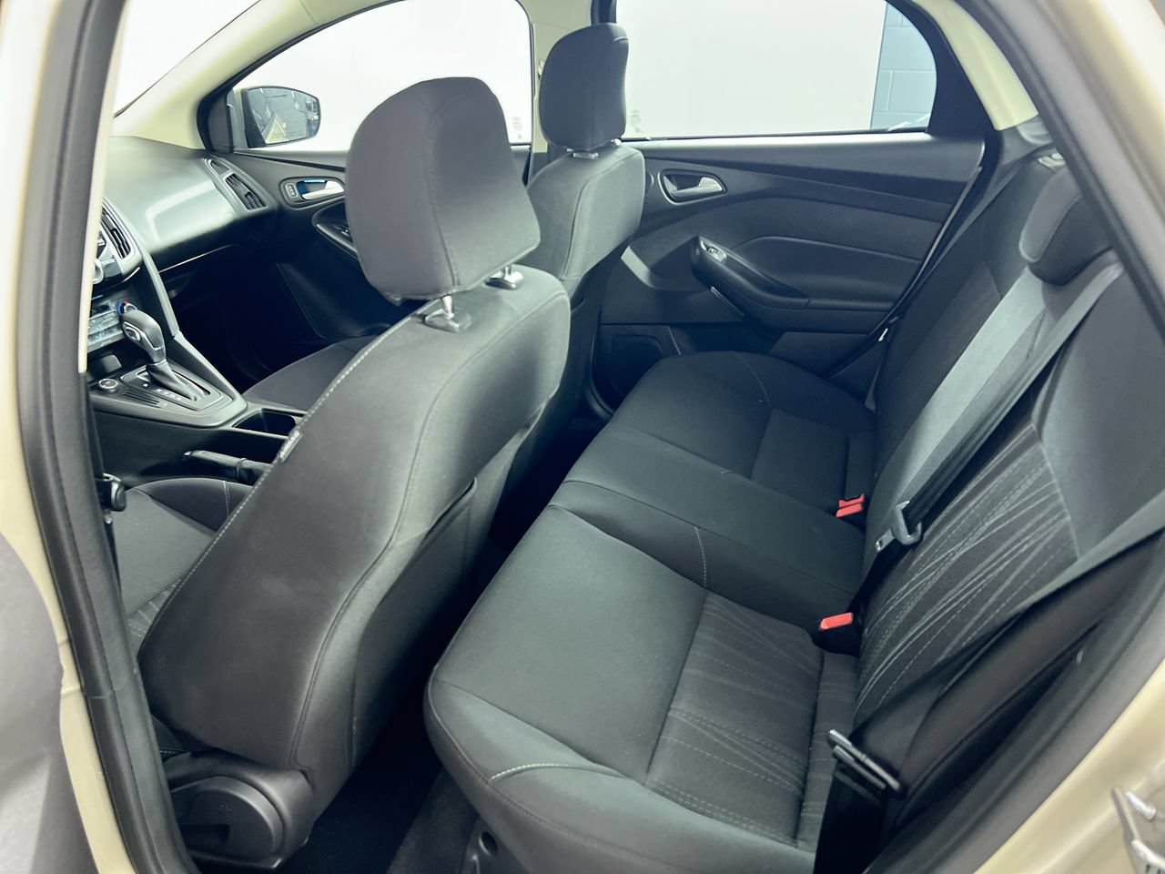 Used 2017 Ford Focus SEL FWD image 25