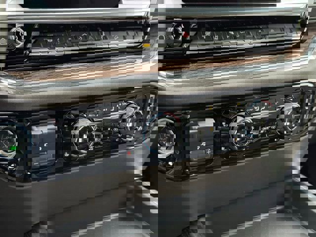 Used 2025 Chevrolet Silverado 2500 LT w/ All Star Edition image 39