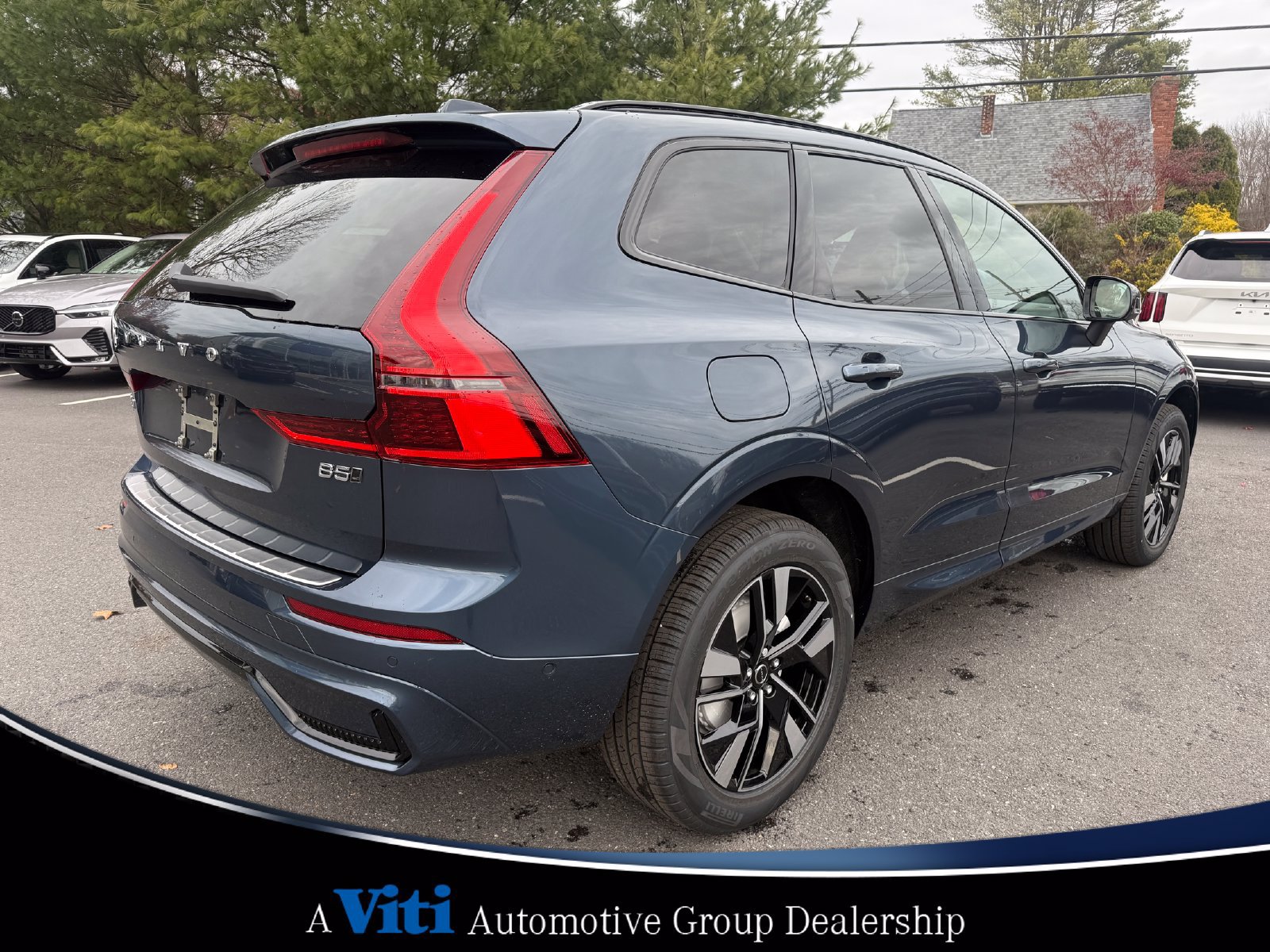 Used 2026 Volvo XC60 B5 Plus w/ Protection Package Premier AWD/4WD image 8