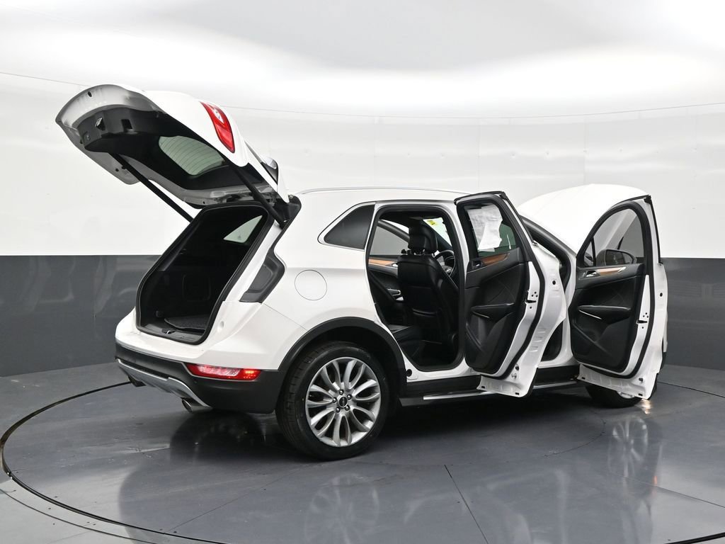 Used 2017 Lincoln MKC Reserve image 28