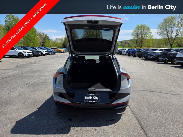 New 2025 Kia EV6 Wind image 9