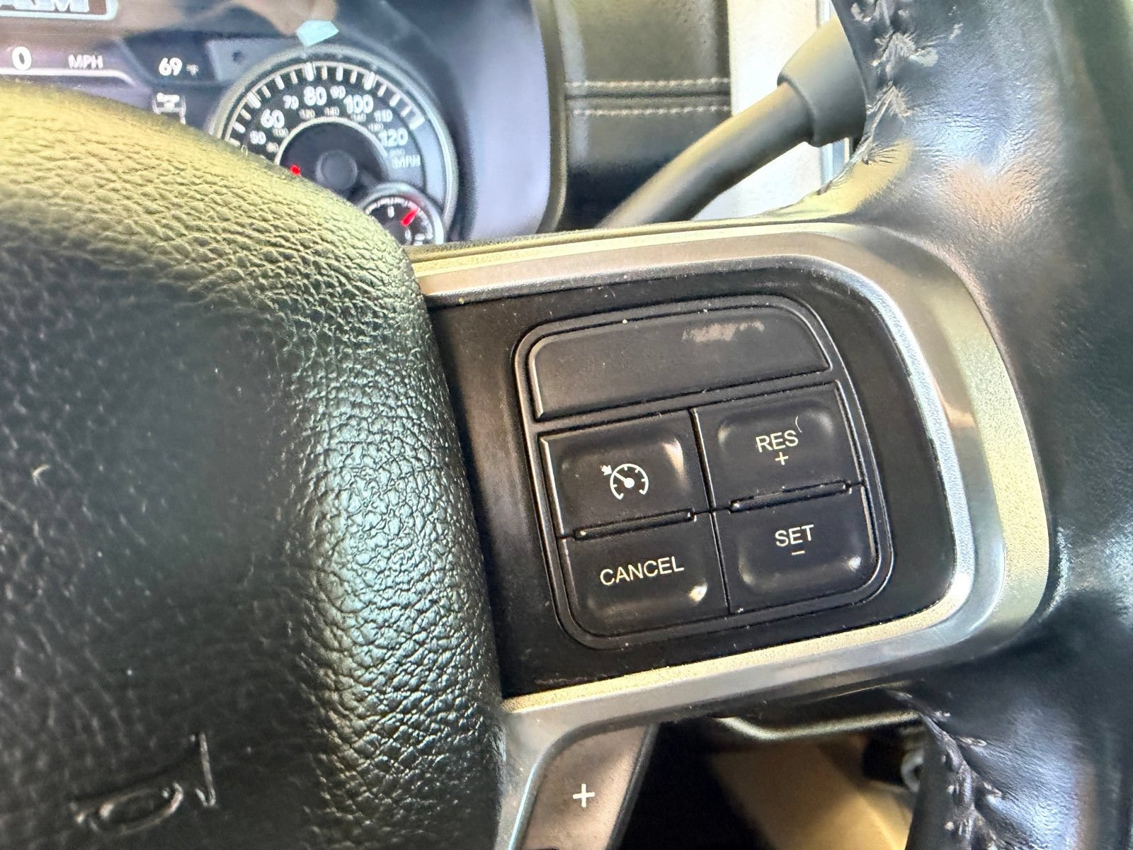 Used 2021 RAM 3500 Laramie AWD/4WD image 18