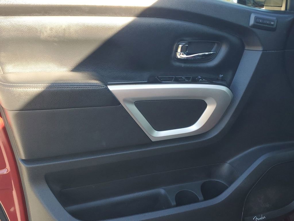 Used 2019 Nissan Titan SL w/ Chrome Package image 42