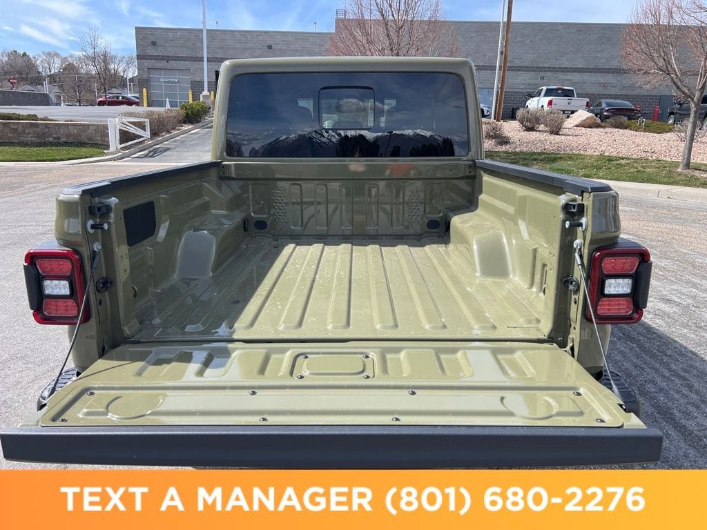 New 2026 Jeep Gladiator Mojave AWD/4WD image 23