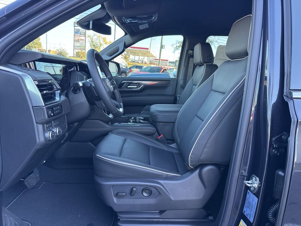 New 2026 GMC Yukon XL Elevation w/ LPO, Elevation Black Package image 17