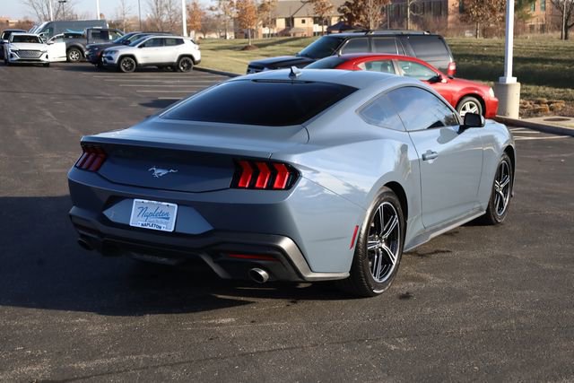 Used 2024 Ford Mustang Coupe image 5