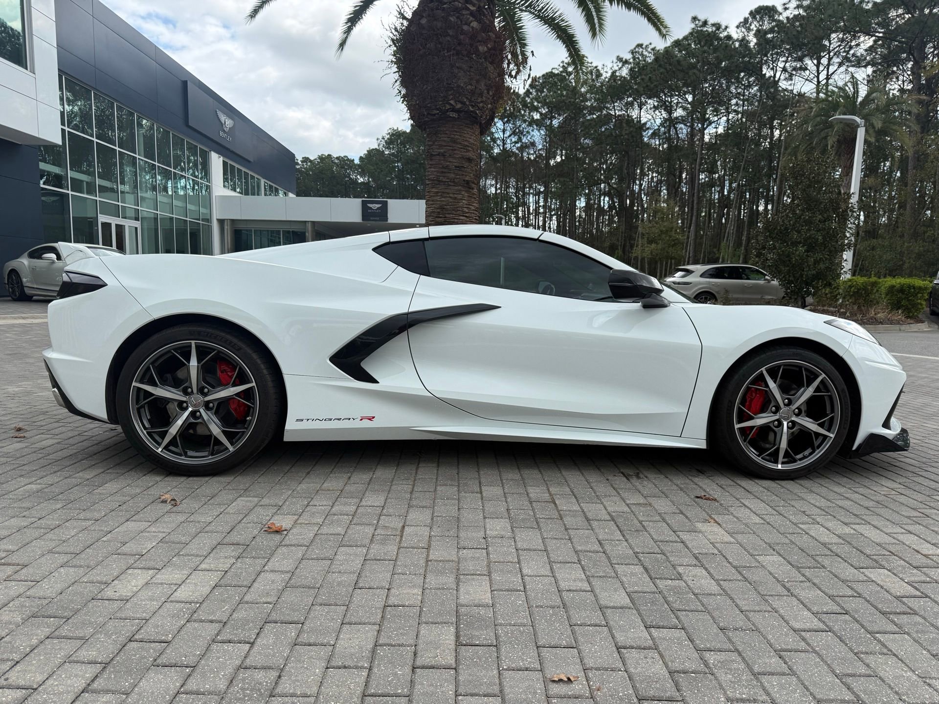 Used 2021 Chevrolet Corvette Stingray Preferred Cpe w/ 2LT image 5