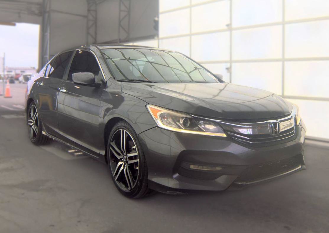 Used 2016 Honda Accord Sport image 3