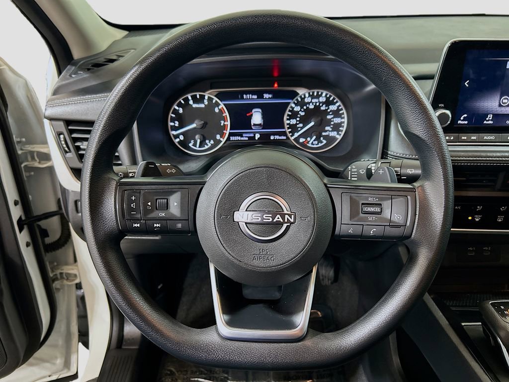 Used 2024 Nissan Rogue S image 9