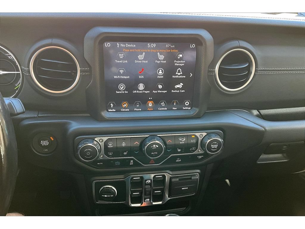Used 2022 Jeep Wrangler Unlimited Sahara w/ Cold Weather Group AWD/4WD image 25