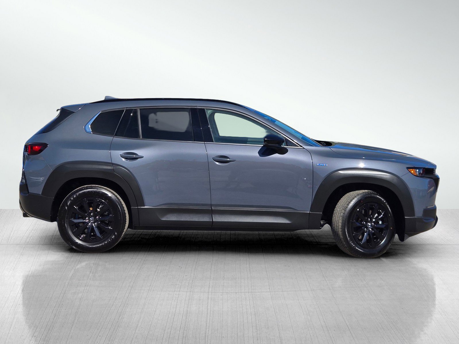 Used 2025 MAZDA CX-50 AWD 2.5 Hybrid w/ Premium Pkg image 3