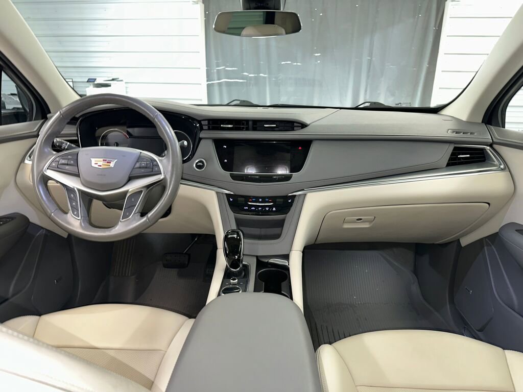 Certified 2021 Cadillac XT5 Premium Luxury image 34