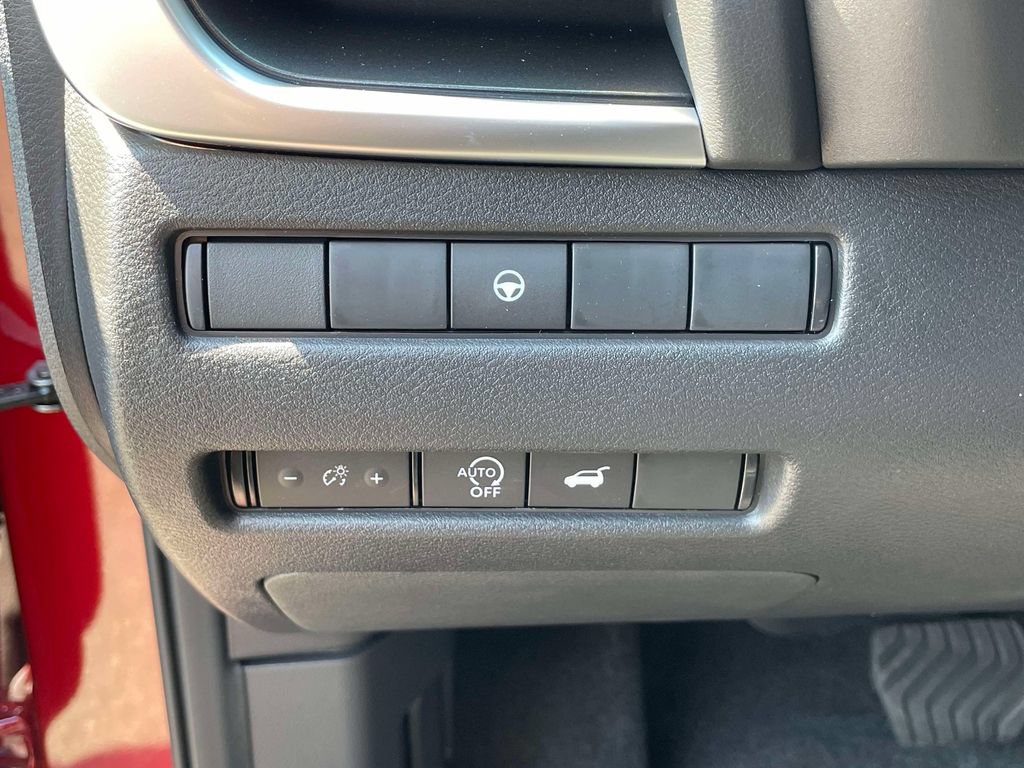 New 2026 Nissan Rogue SV FWD image 19