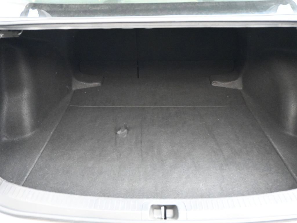 Used 2023 Toyota Corolla LE image 19