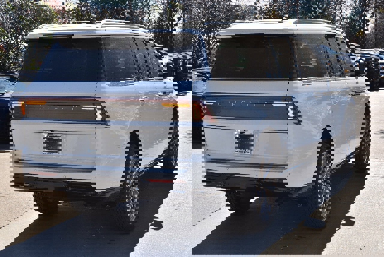 New 2026 Lincoln Navigator L Black Label image 7
