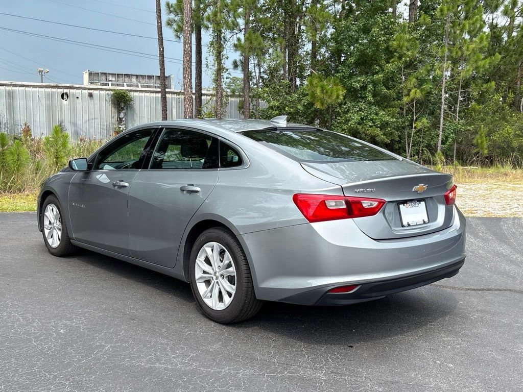 Used 2023 Chevrolet Malibu LT FWD image 9