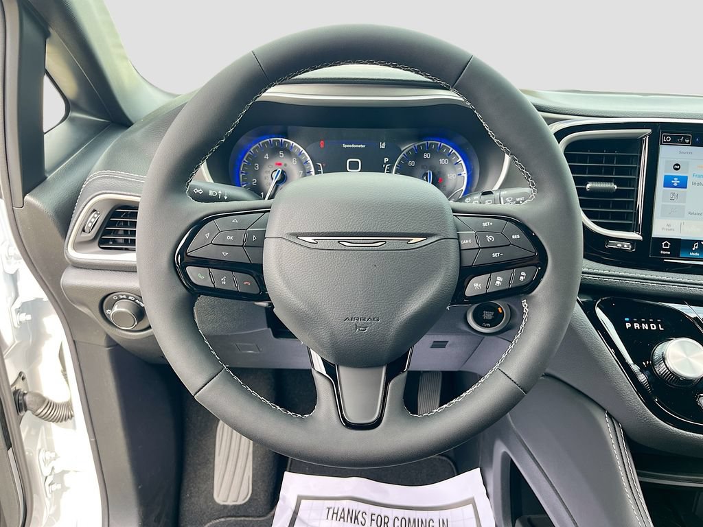 New 2027 Chrysler Pacifica Limited w/ Family Tech Group FWD image 11