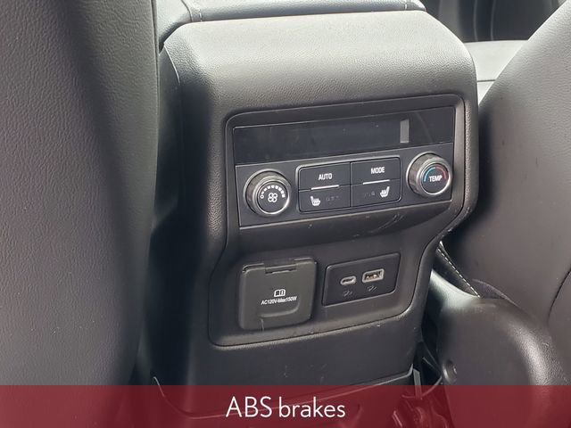 Used 2022 GMC Acadia Denali image 32