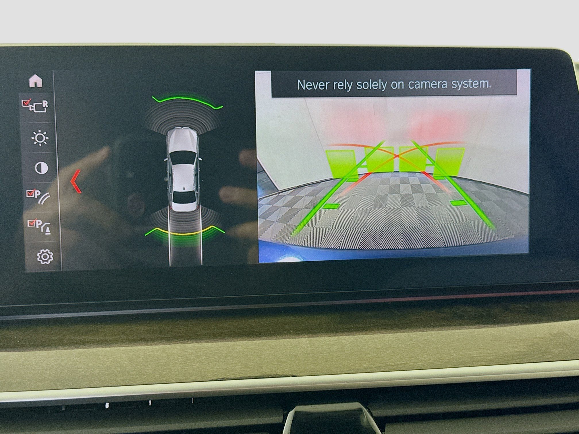 Used 2019 BMW 530i w/ Convenience Package image 19