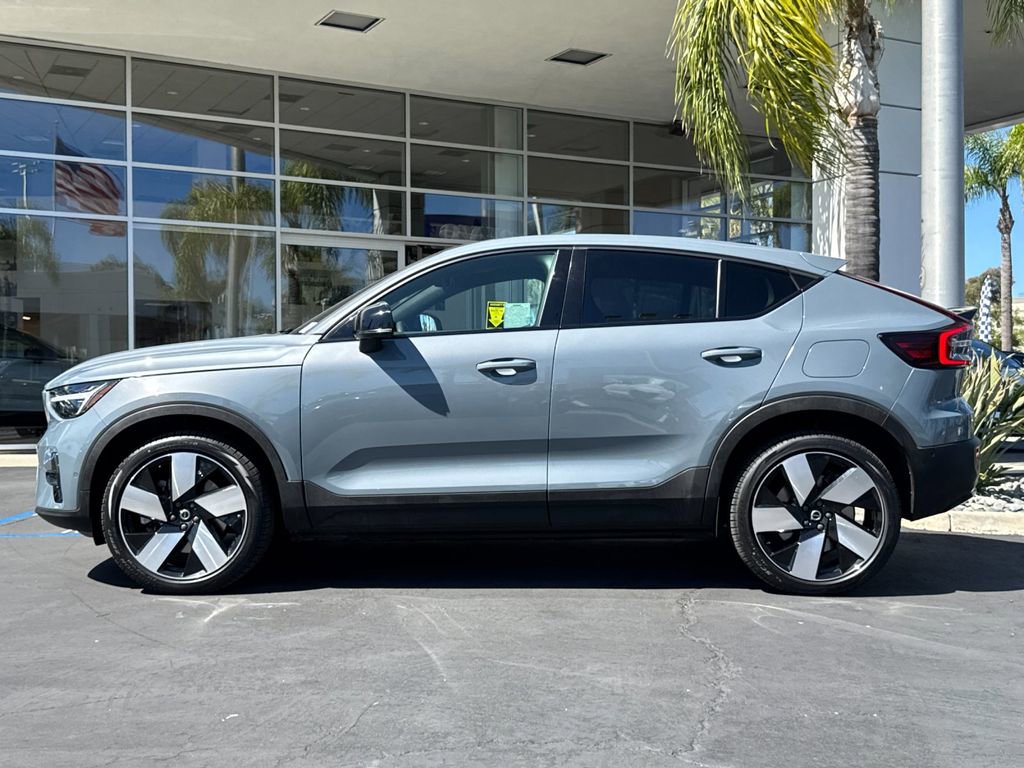 Certified 2023 Volvo C40 P8 Recharge Ultimate AWD/4WD image 2