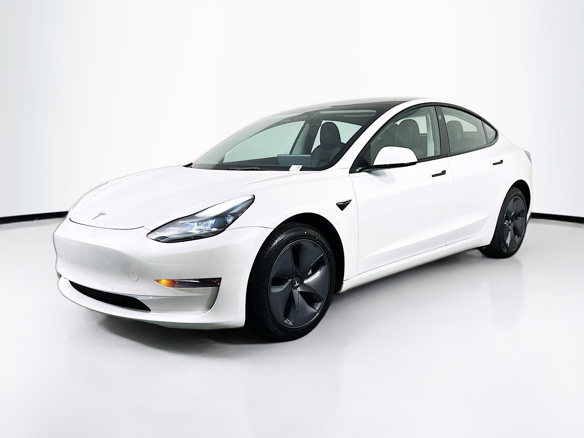 Used 2022 Tesla Model 3 Long Range AWD/4WD image 3