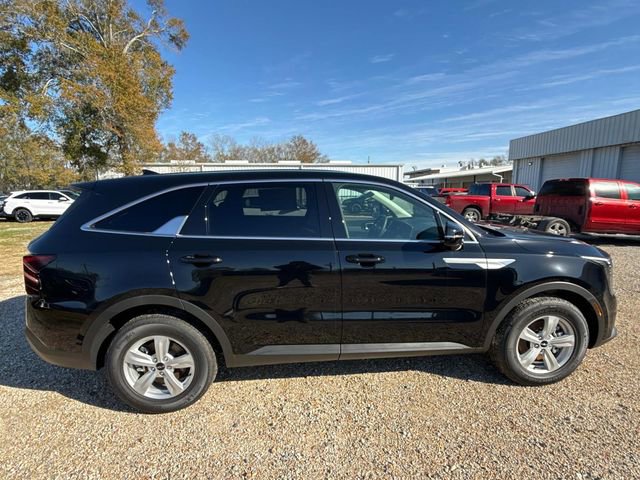 New 2026 Kia Sorento LX FWD image 9
