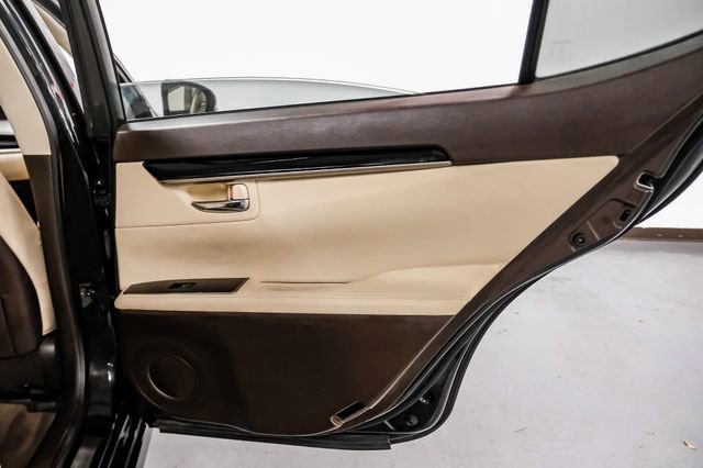 Used 2017 Lexus ES 350 w/ Accessory Package 2 FWD image 54