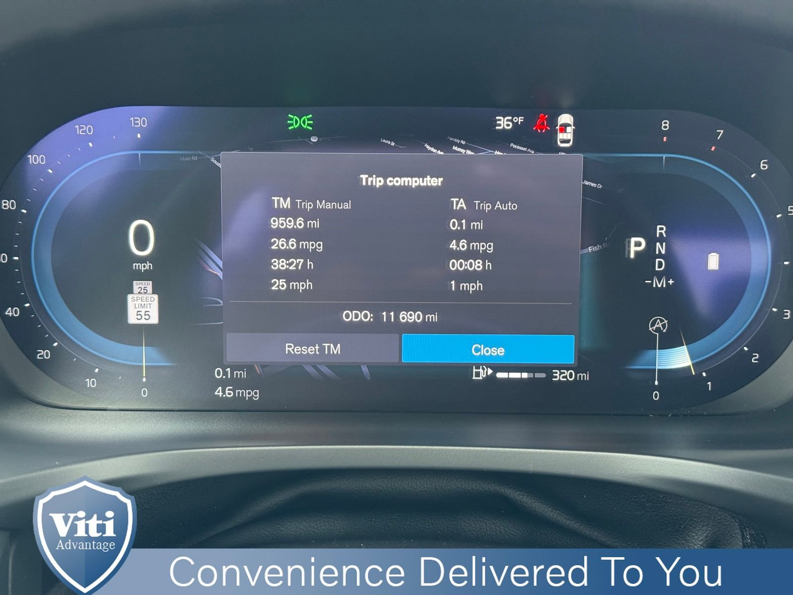 Certified 2024 Volvo S60 B5 Plus w/ Climate Package image 32