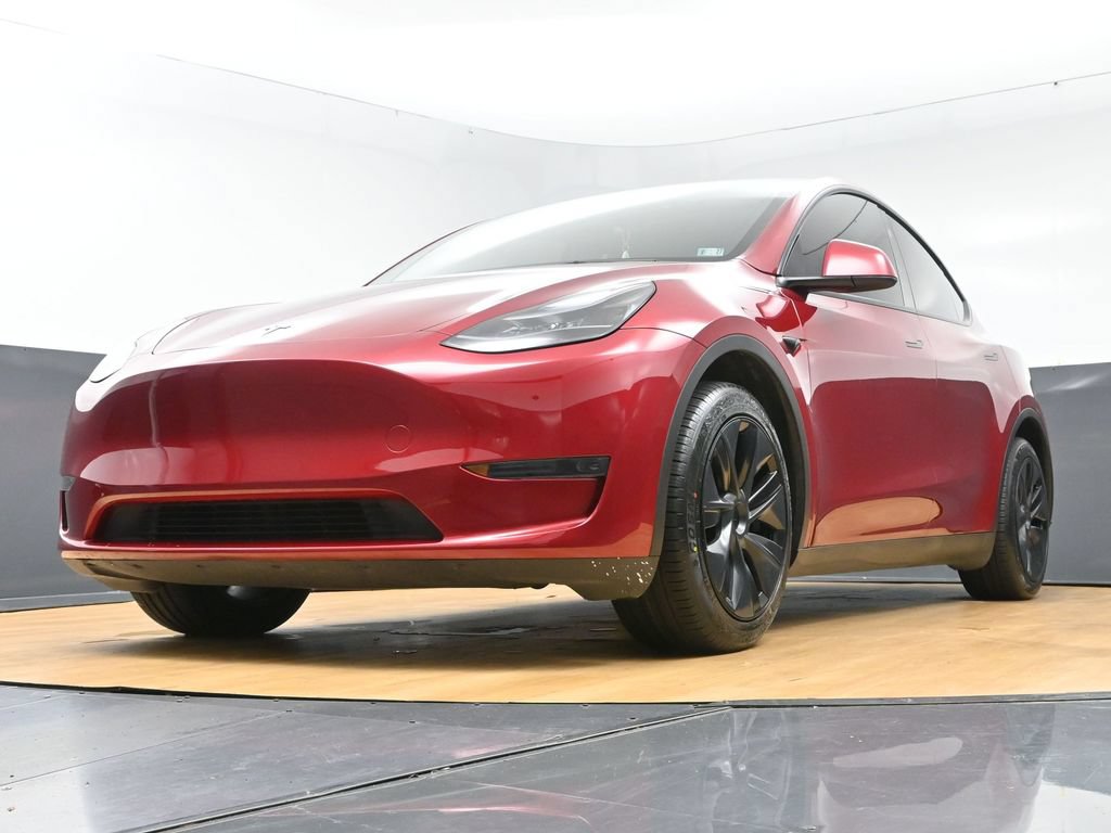 Used 2024 Tesla Model Y Long Range RWD image 51
