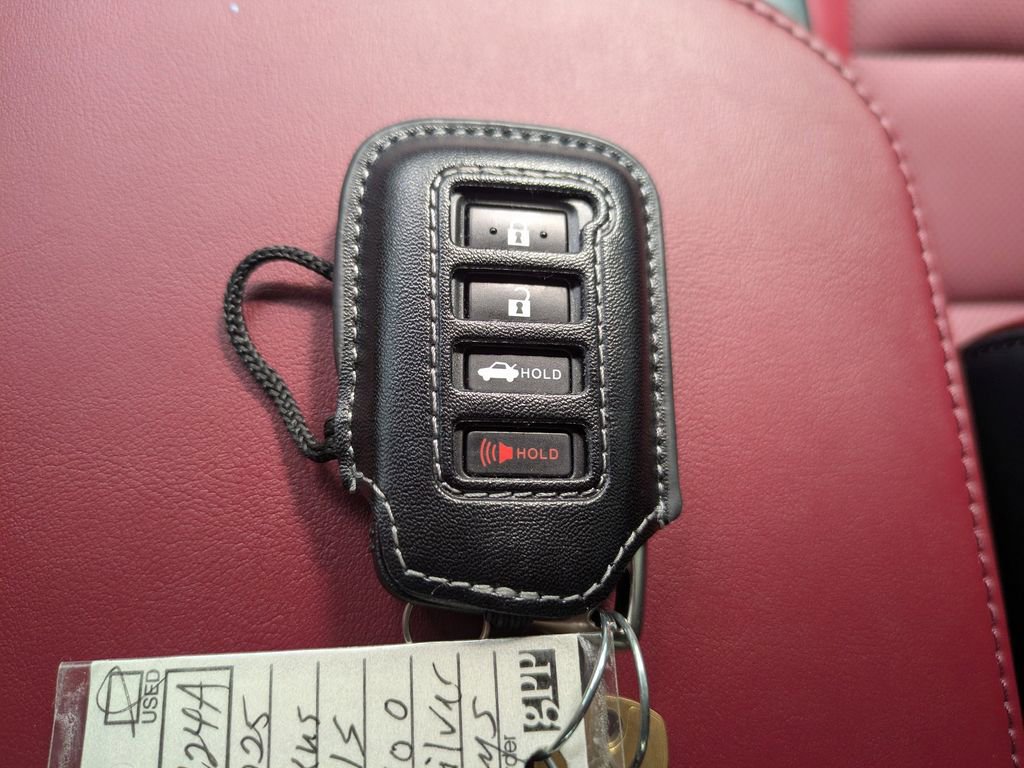 Used 2025 Lexus IS 300 w/ Premium Package RWD image 32